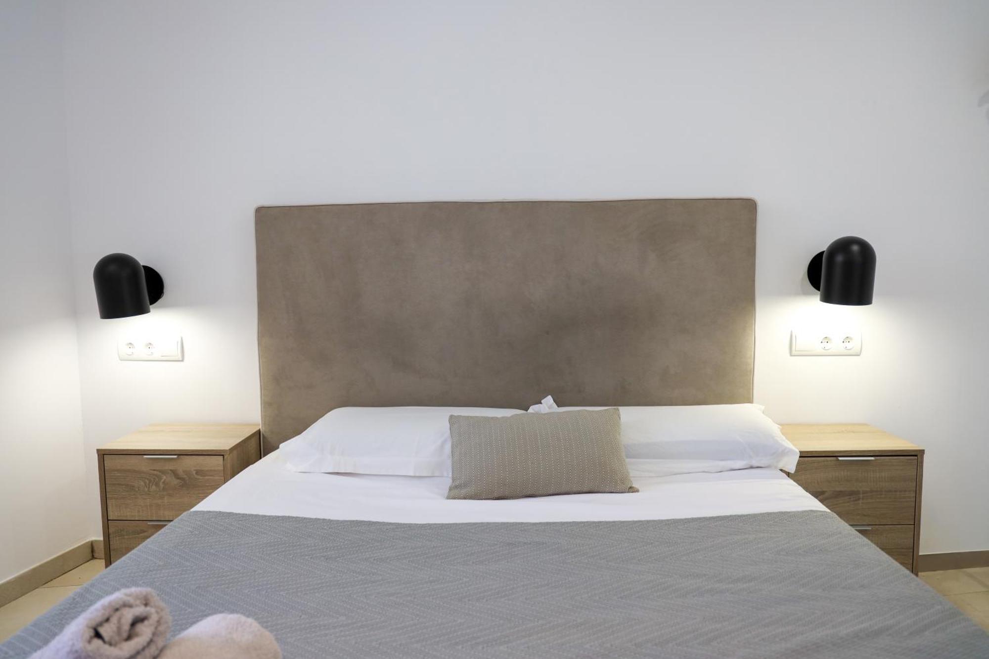 Cala Vadella Beachwalk Suites Номер фото