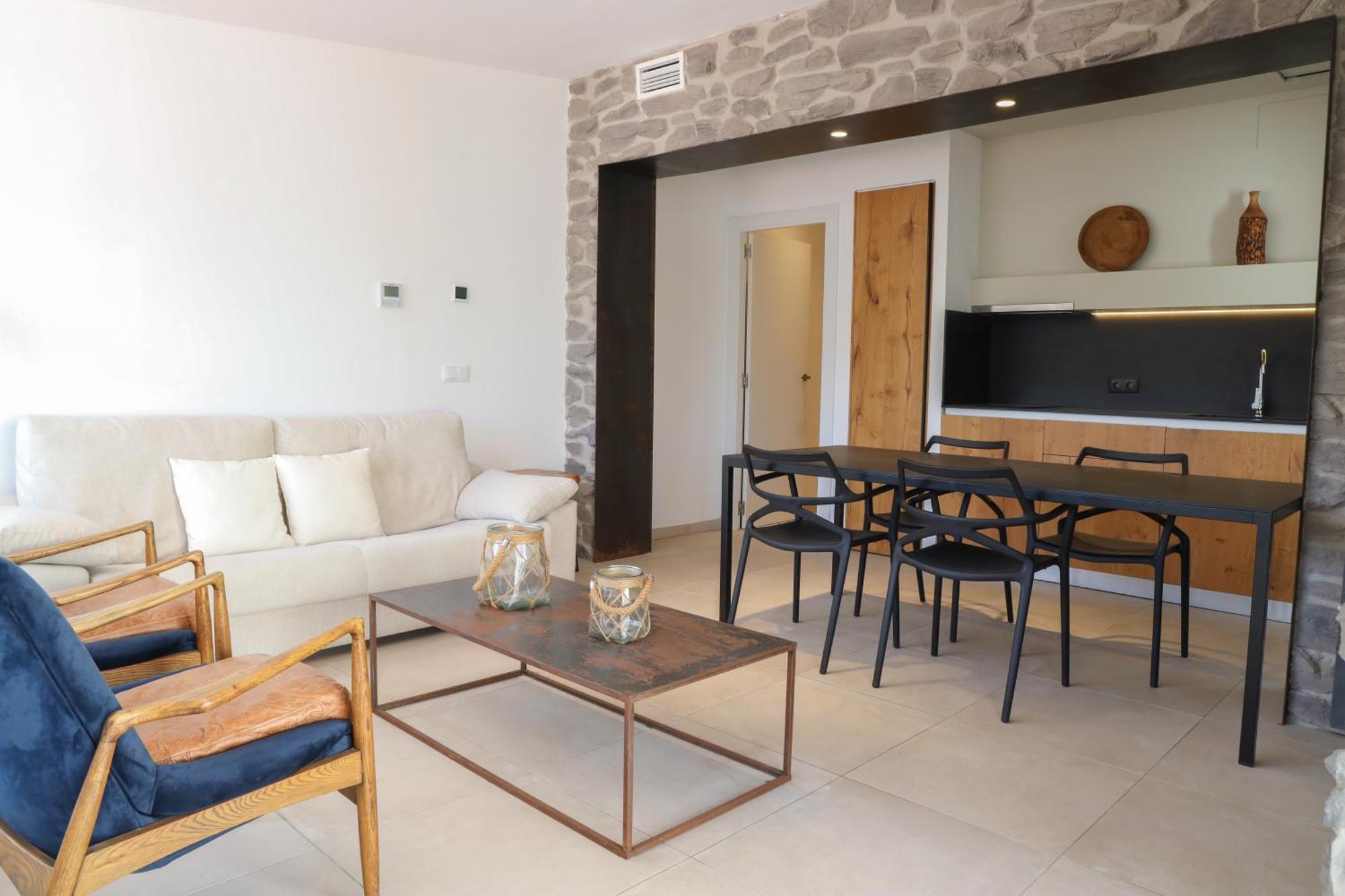 Cala Vadella Beachwalk Suites Екстер'єр фото