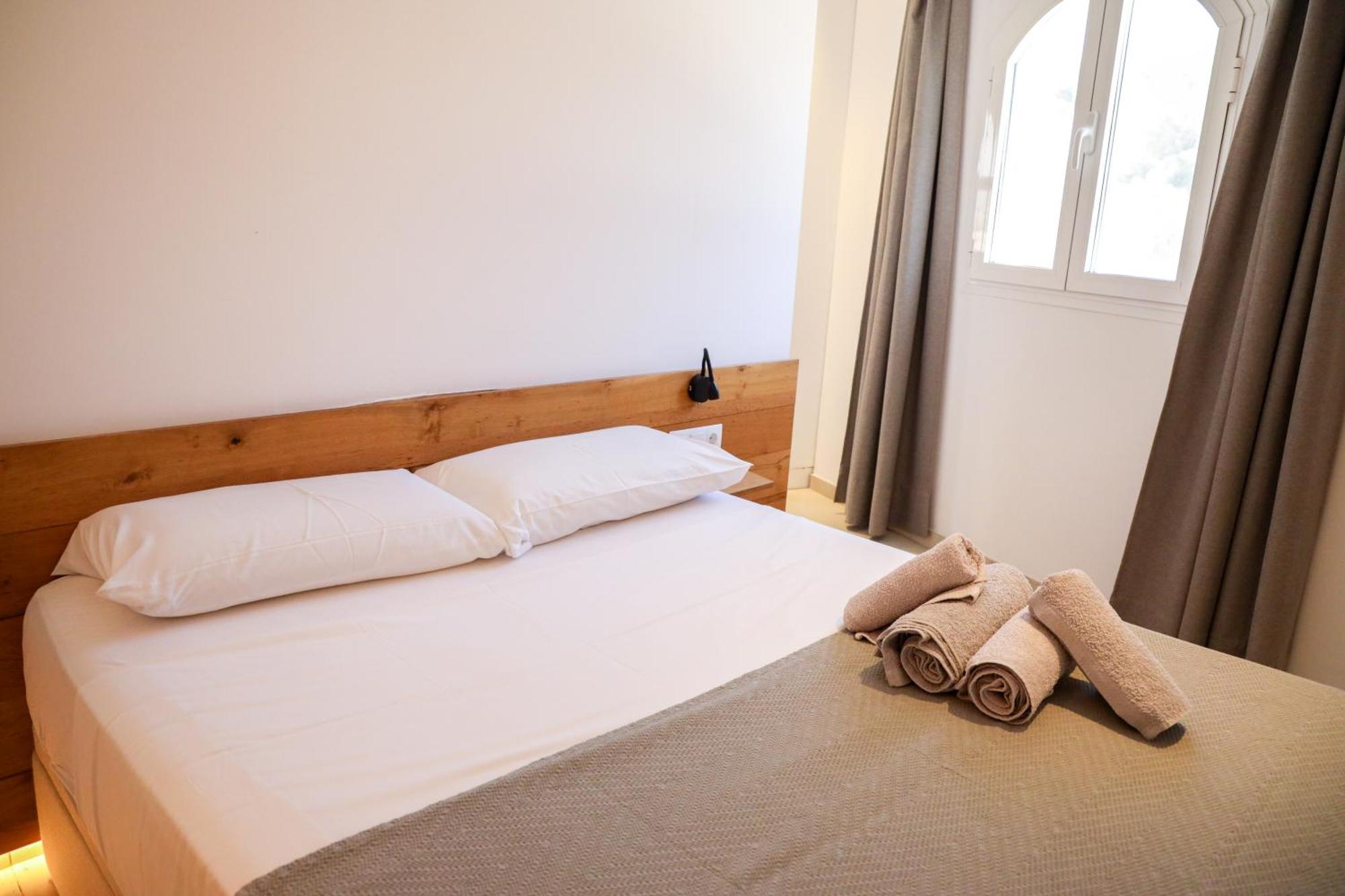 Cala Vadella Beachwalk Suites Номер фото