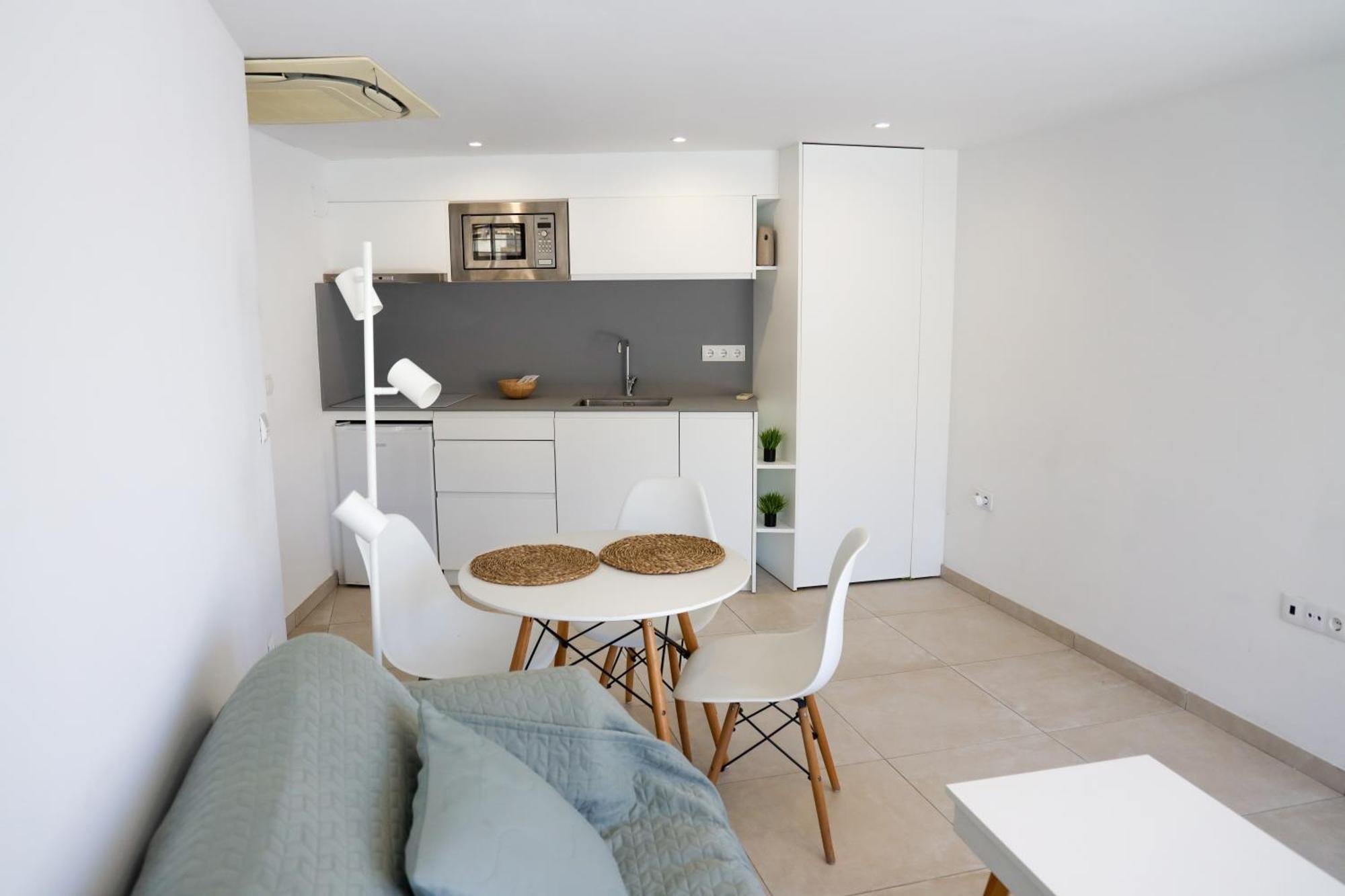 Cala Vadella Beachwalk Suites Номер фото