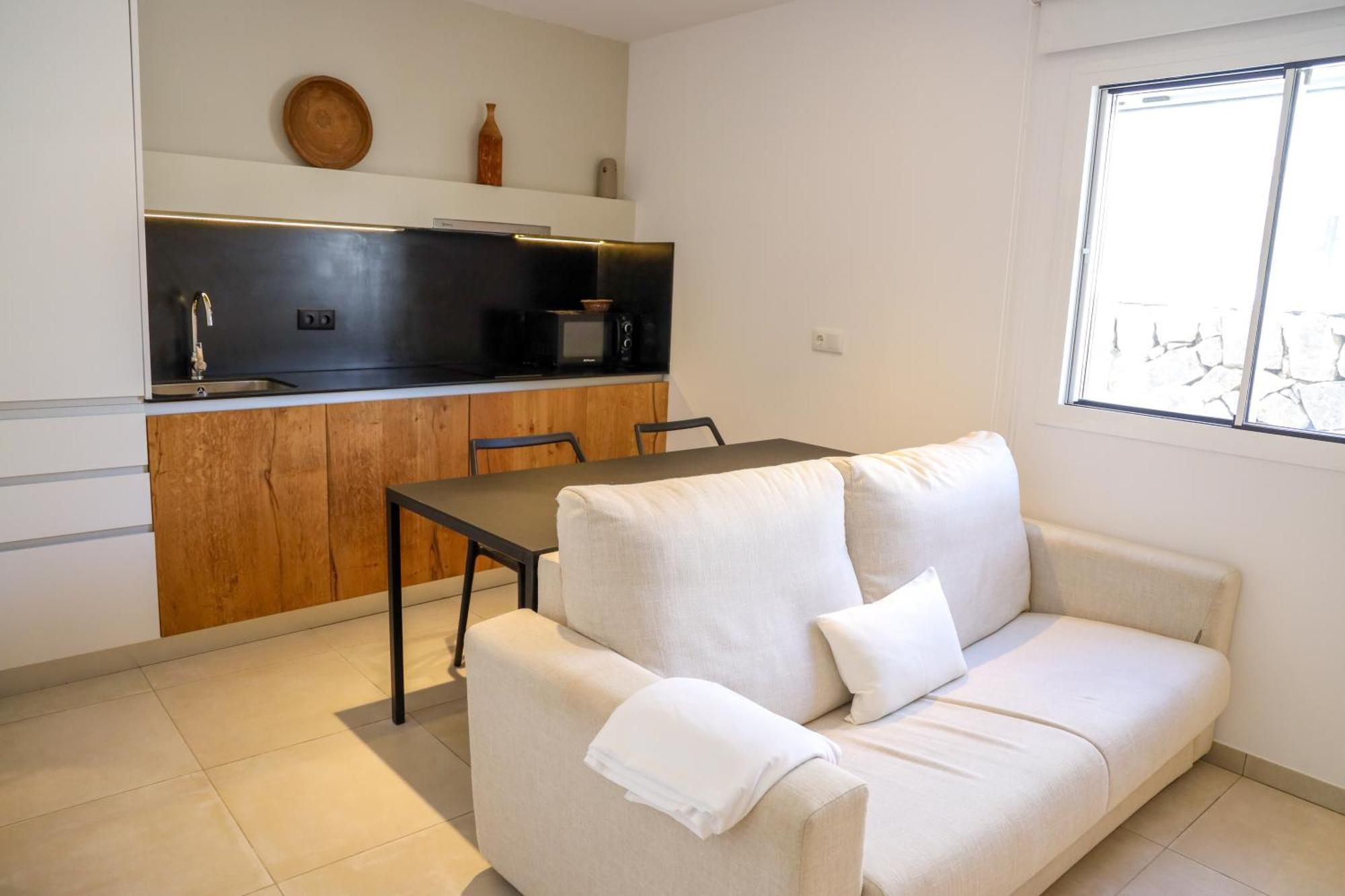 Cala Vadella Beachwalk Suites Екстер'єр фото