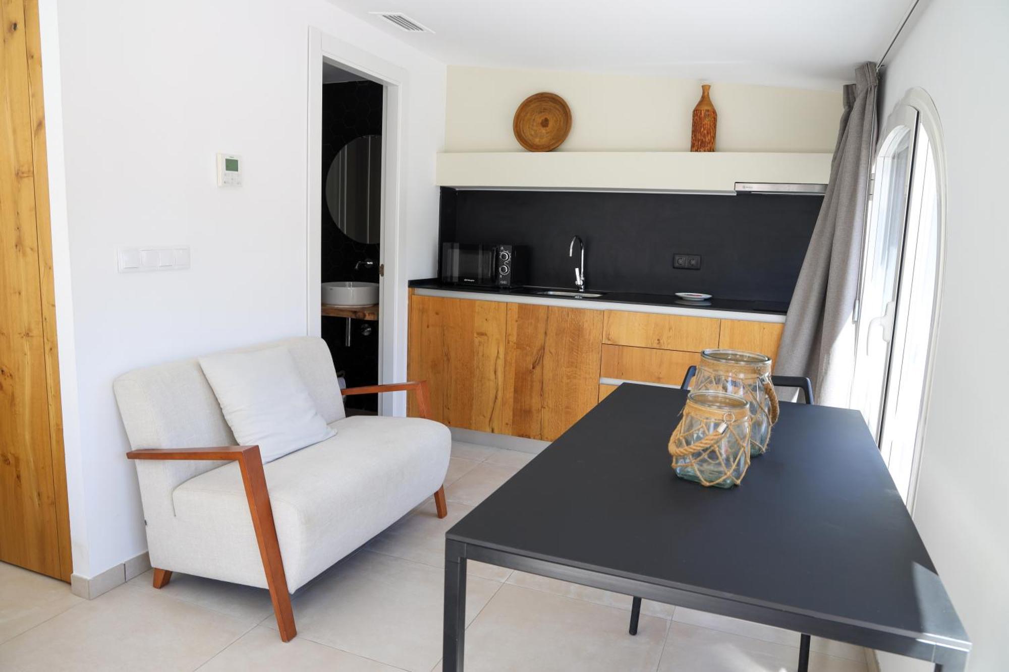 Cala Vadella Beachwalk Suites Номер фото